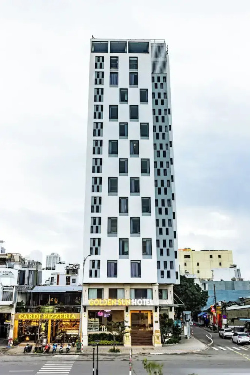 Golden Sun Hotel & Apartment by New Sky