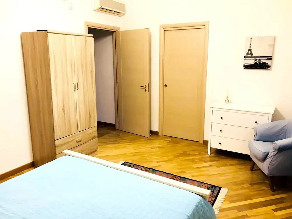 Villa With 5 Bedrooms in Trani, With Wonderful City View, Private Pool