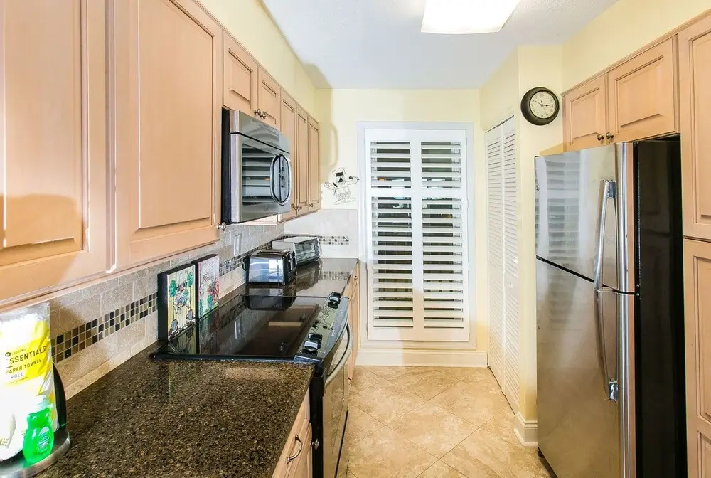 Shorewood 203 by RedAwning