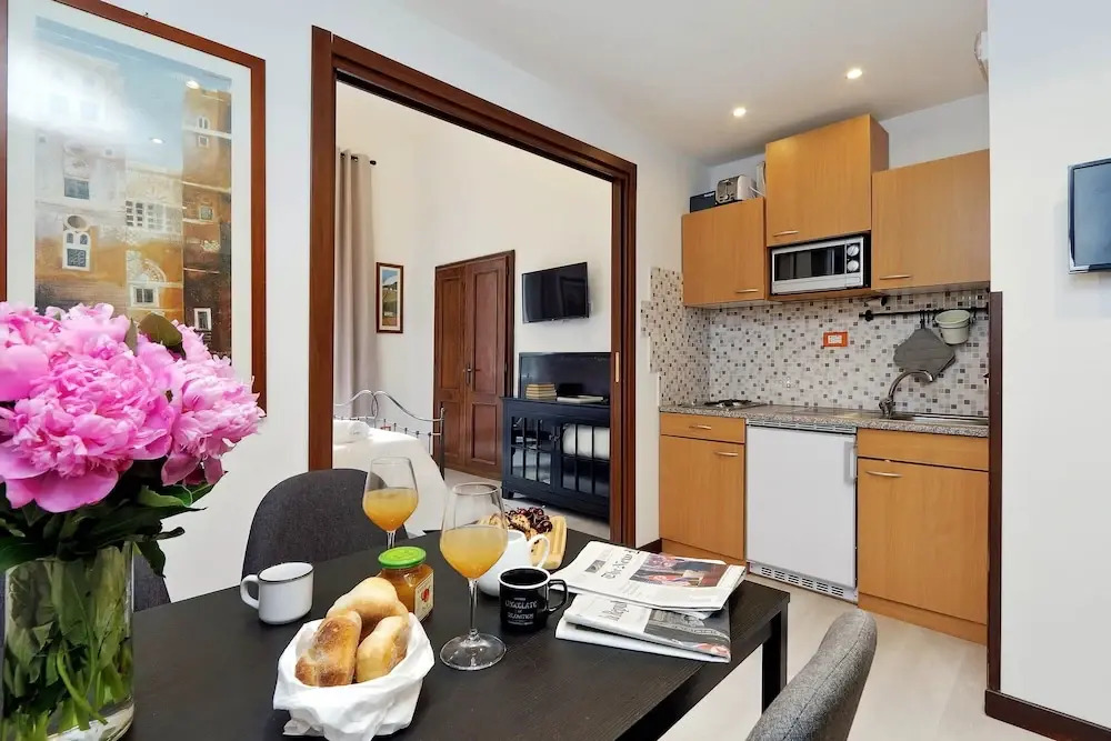 Cavour Square Apartment