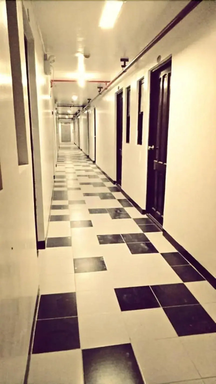Darvy Suites