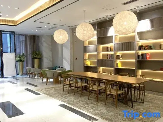 Starway Hotel (Wuhan Optics Valley baidu edifice)