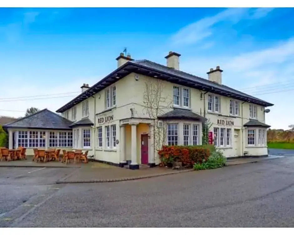 The Red Lion Hotel