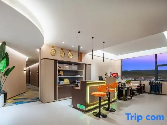 Yunshangyue Starry Sky Audio-Visual Hotel (Ruoergai People's Government Branch)