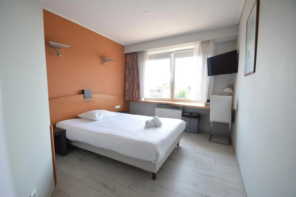 Sleep & Go Brussels Expo Hotel