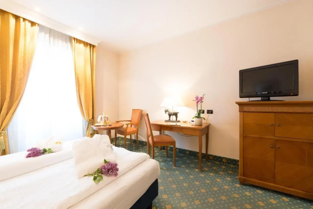 Hotel Eden