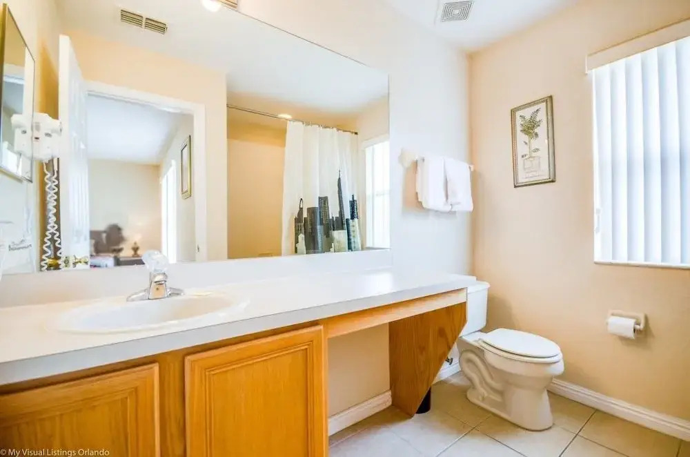 734lam Regal Palms Town Home