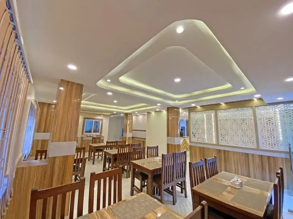 Hotel Shree Yantra by OYO Rooms