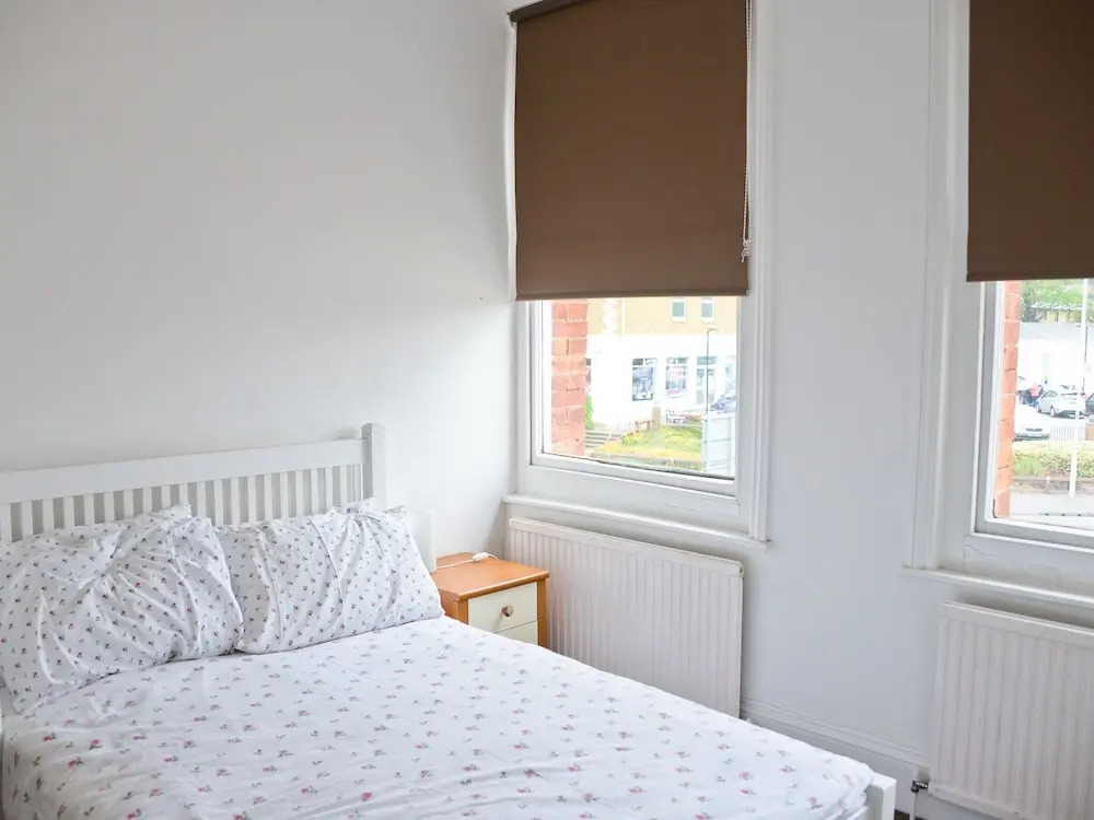 Corner House Apartment