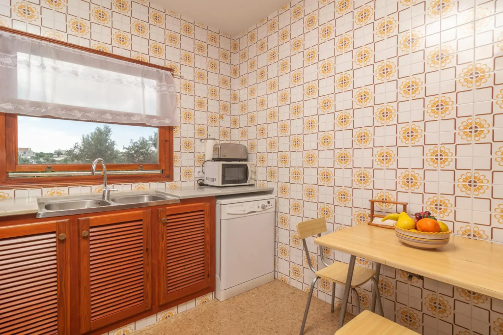 CAN JAUME 6 - Villa very close to the sea, with private pool and free WiFi.