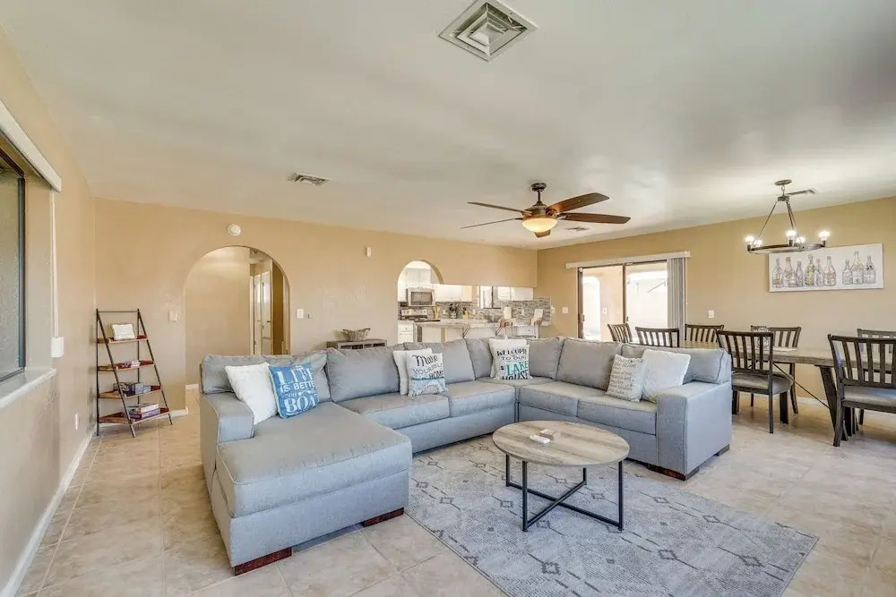Lake Havasu Vacation Rental 5 Mi to London Bridge!