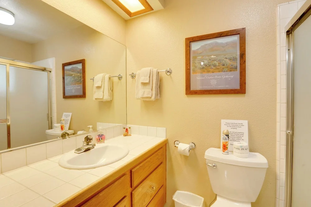 9 Mi to Heavenly Mountain: South Lake Tahoe Home