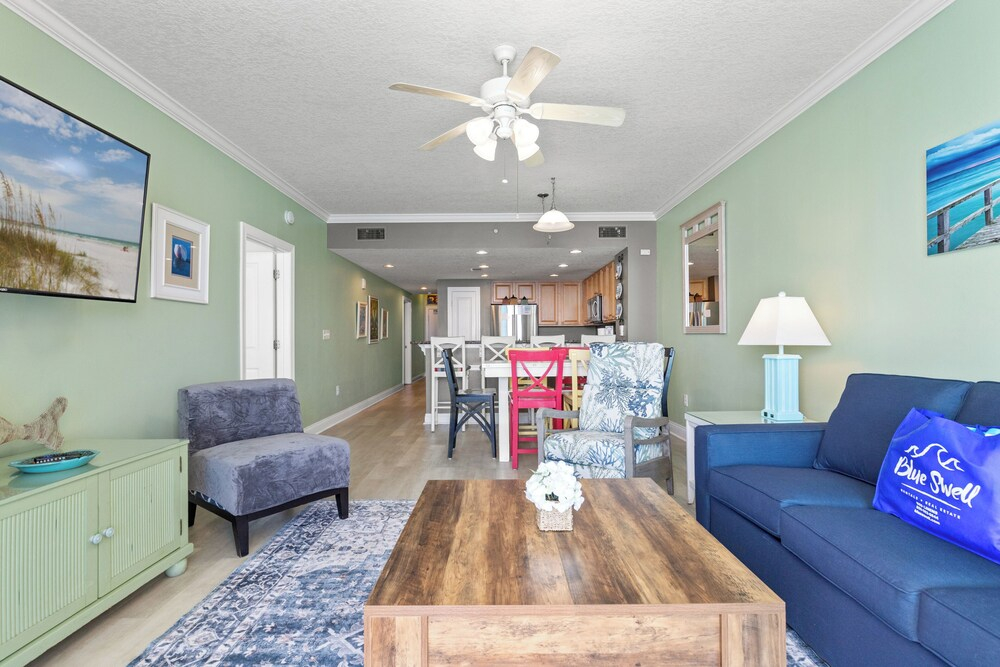 Seas the Day! Your Perfect 2BR Beachfront Escape! Sleeps 8!
