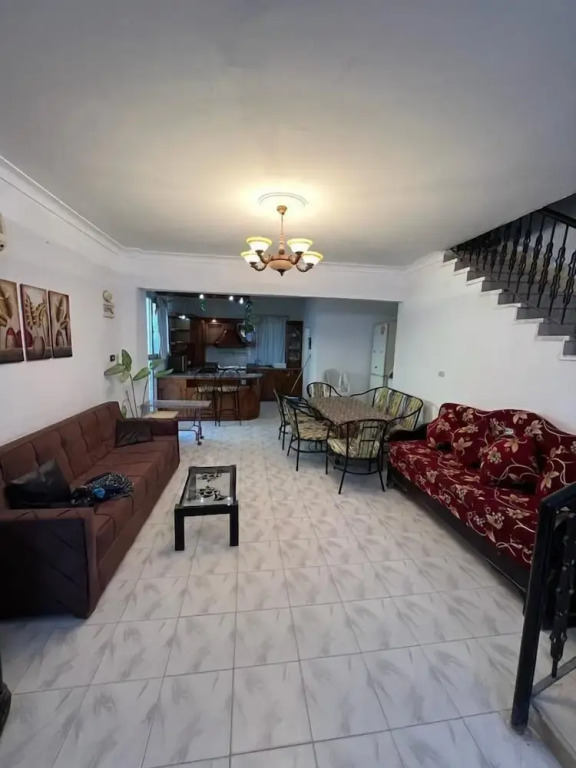 La Sirena Villa for Families only