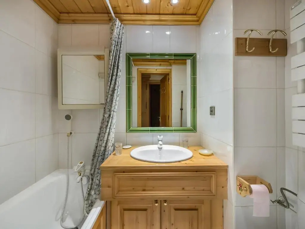 Appartement Méribel, 1 pièce, 4 personnes - FR-1-565-15