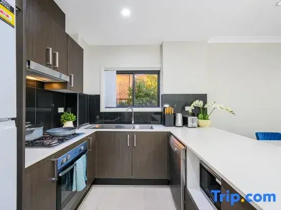 Parramatta New 2Bedroom apt close to Train/Shoping