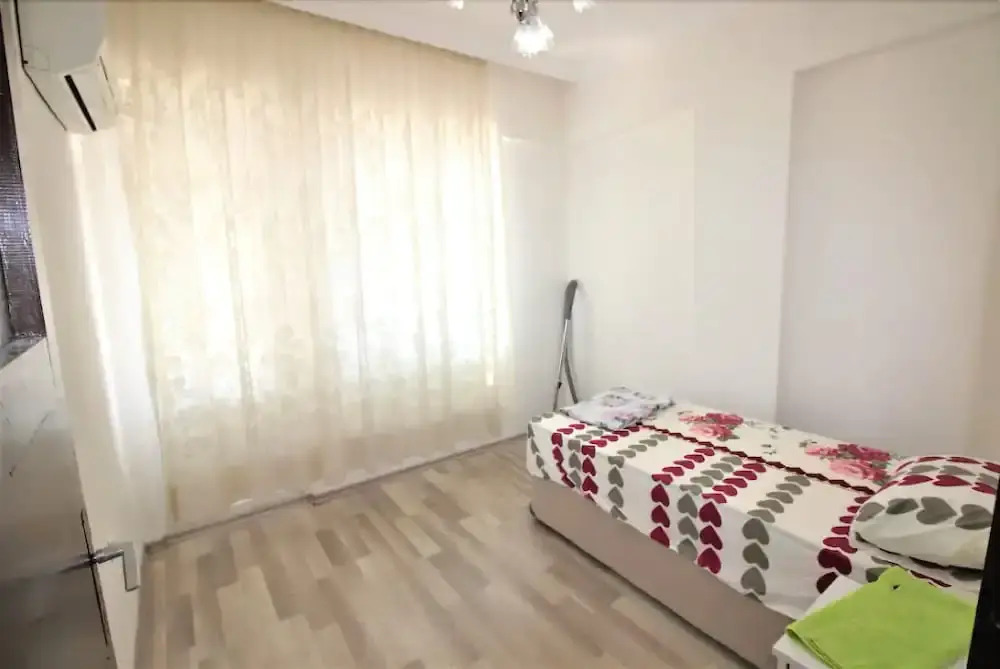 Gullerpinari Beach Apartment Yali