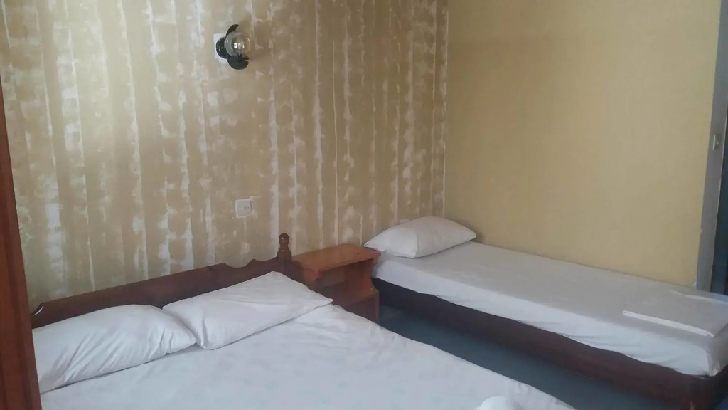 Wilde Rose Hotel
