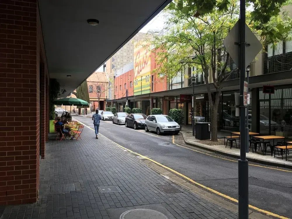 City Escape 3BD in Adelaides East End 6