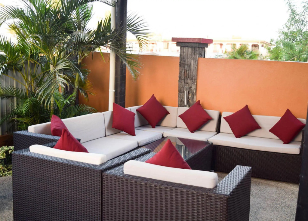 Al - Minhaj Service Apartments