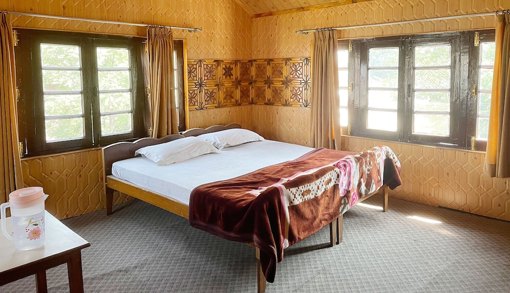 Lakshmi Guest House