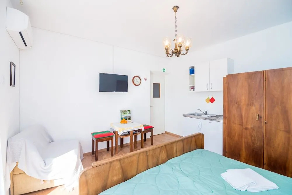Apartment Zana