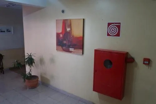 Rhuds Hotel
