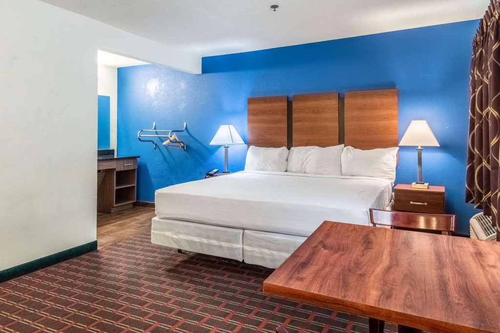 Rodeway Inn in Weatherford