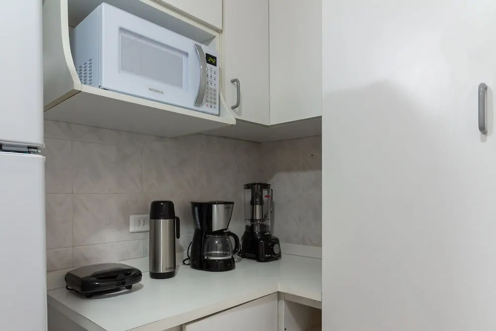 Comfort in Copacabana 9 Minutes From the Beach Cj202