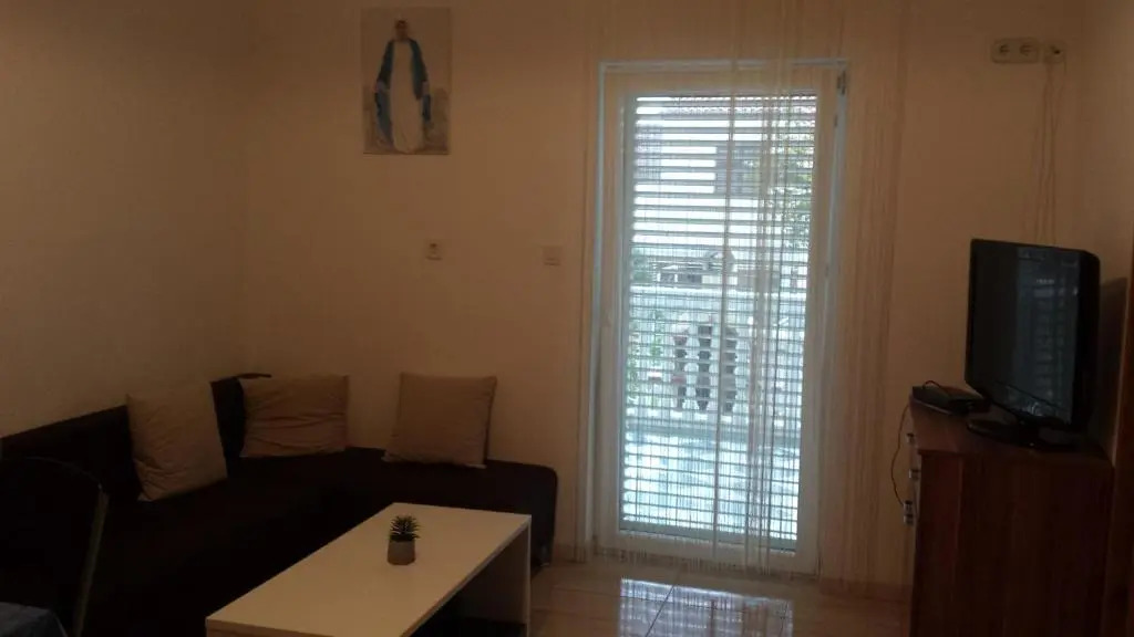 Apartmani kod Rade