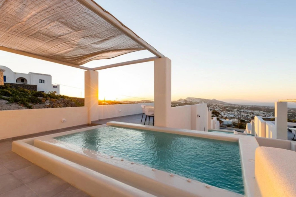 SERAPIAS SUITES