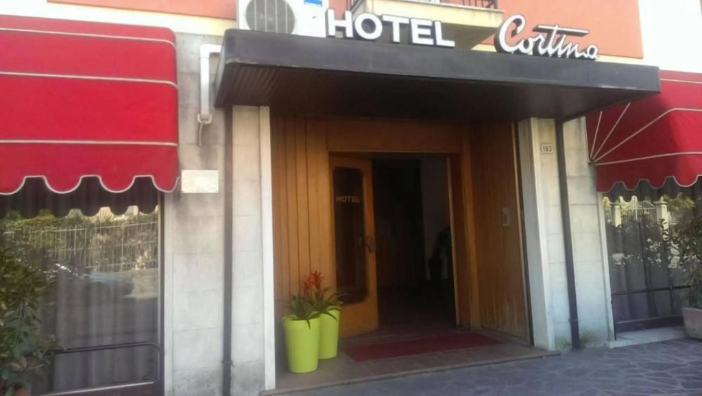 Hotel Cortina