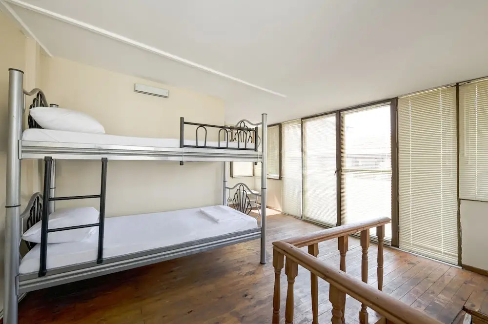 SMS Apart Hotel