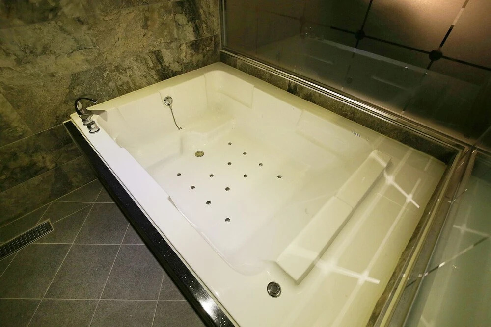 Seosan Modern Hotel