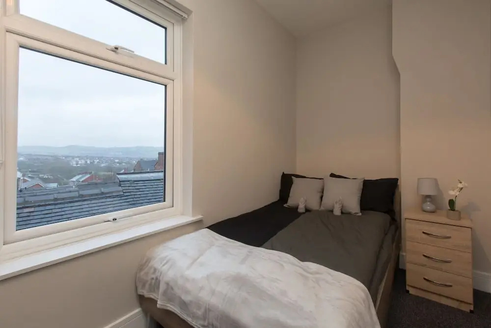 Townhouse @ 66 Rose Street Stoke