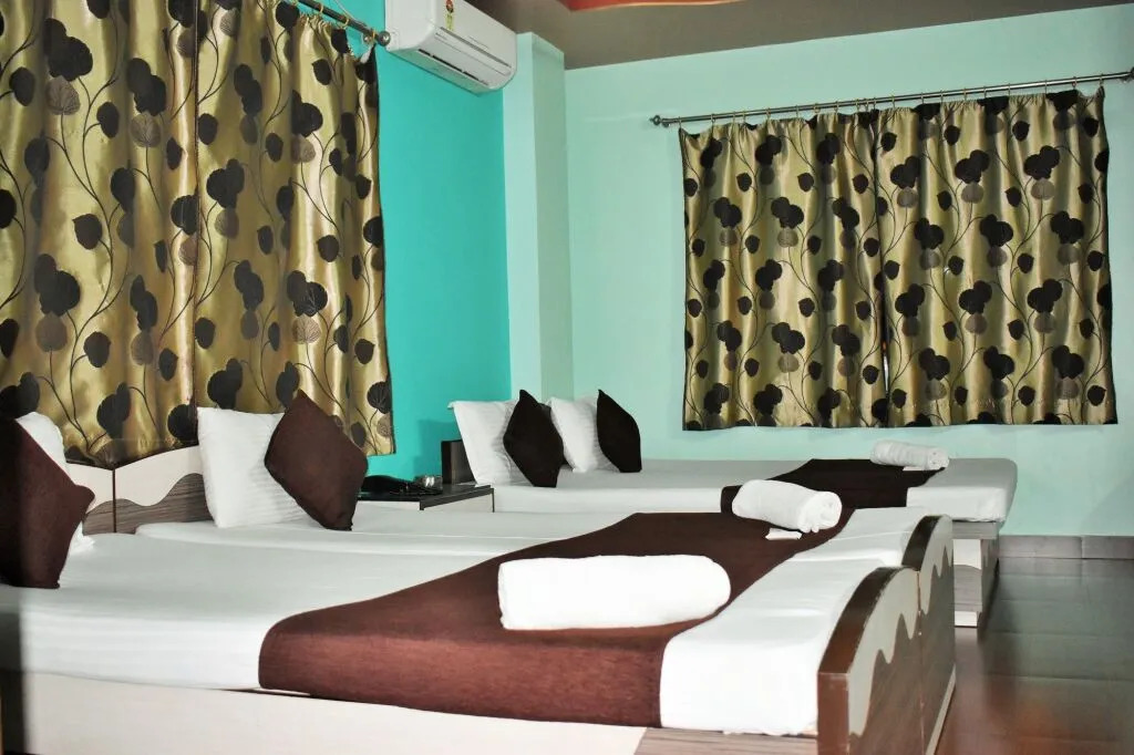 Hotel Debjyoti