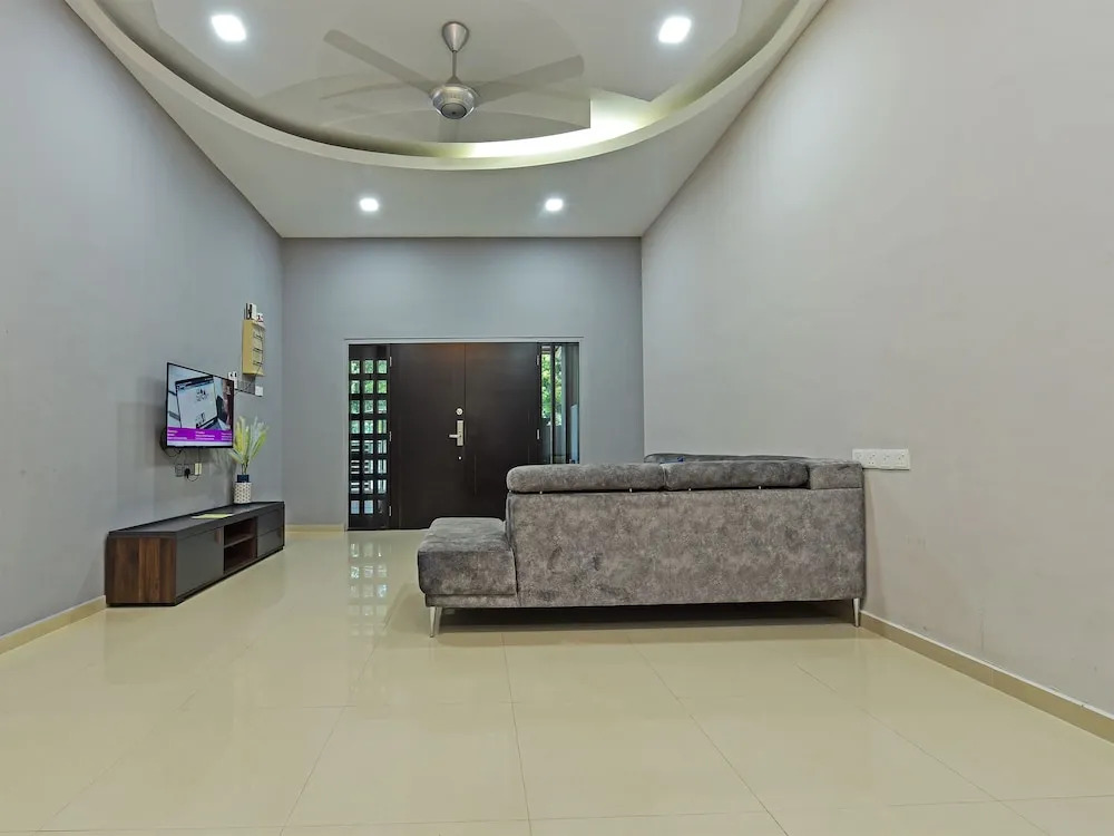 OYO Home 90584 Dz Homestay Bukit