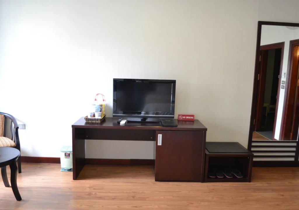 Nam Dat Hotel by DLecia Ha Long