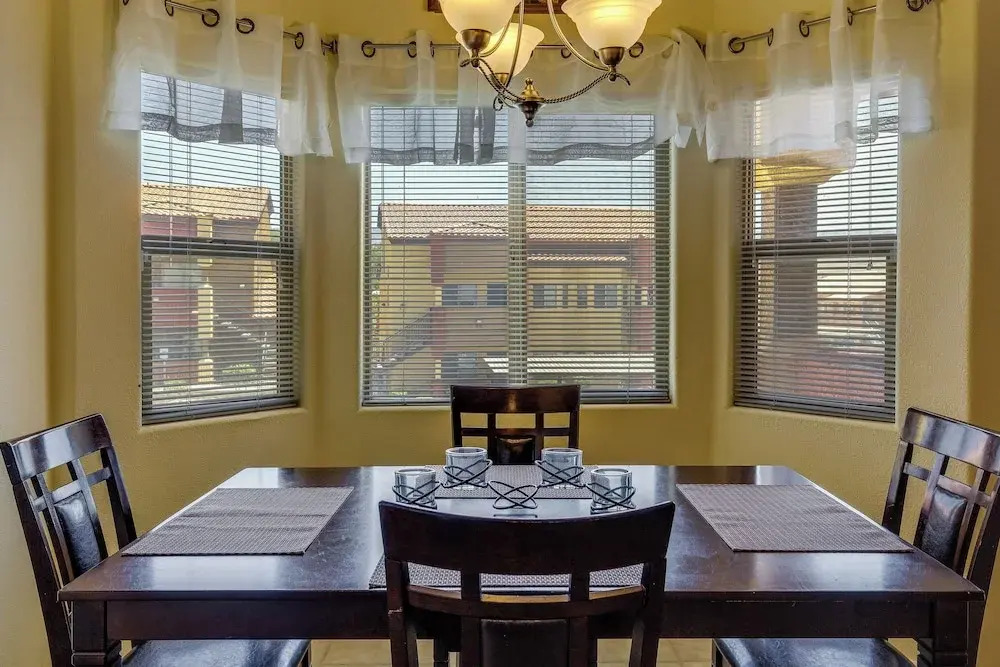 Mesquite Condo w/ Community Pool & Hot Tub!