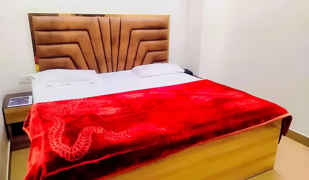 Roomshala Hotel Sukoon
