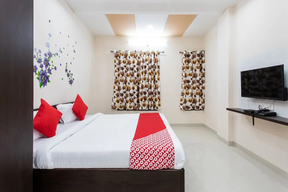 OYO 26905 Hotel Aalishan