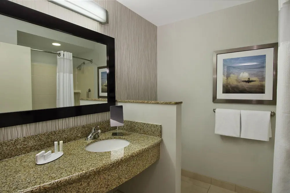 Courtyard by Marriott Atlanta Airport West