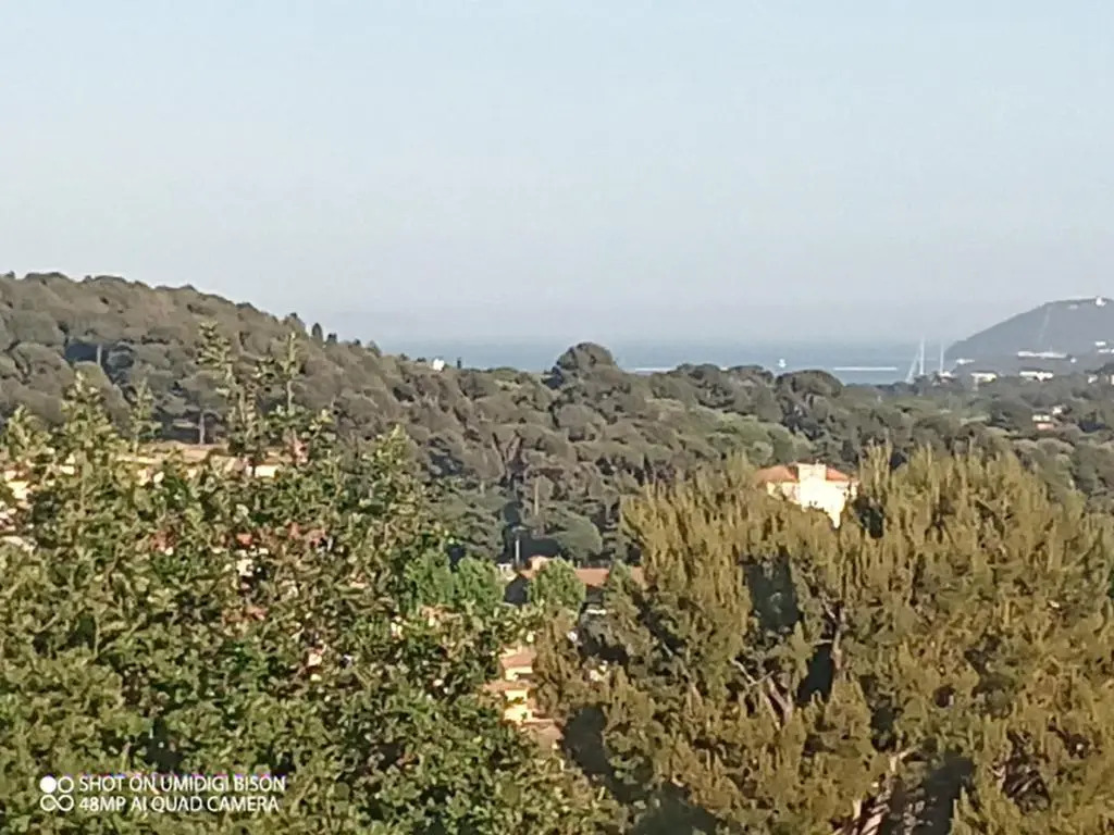 Haut de villa en duplex T2 avec terrasse vue rade