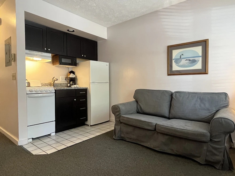 Traverse Bay Inn
