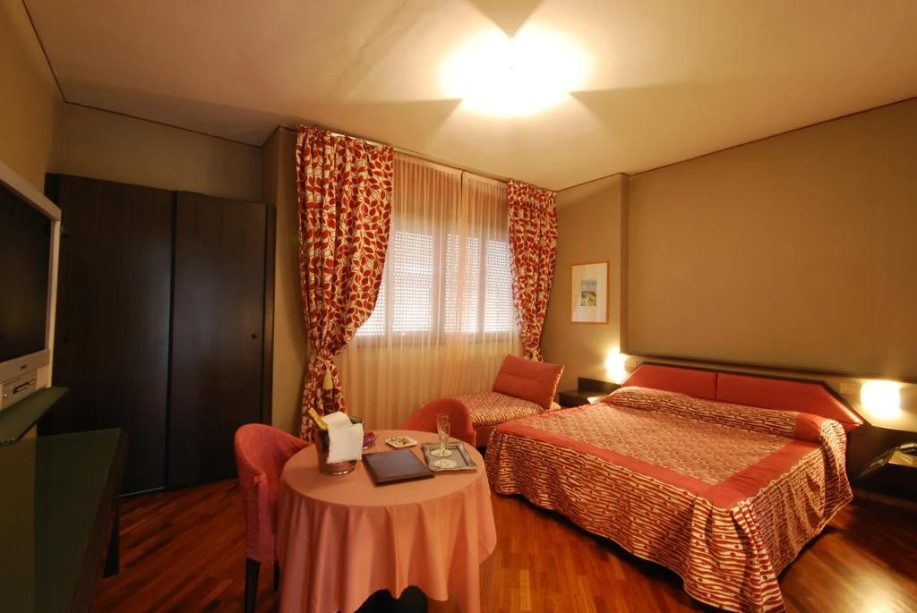 Hotel Bristol