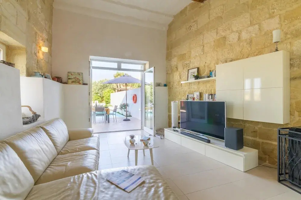 Ta Patee Pool Farmhouse in Gozo