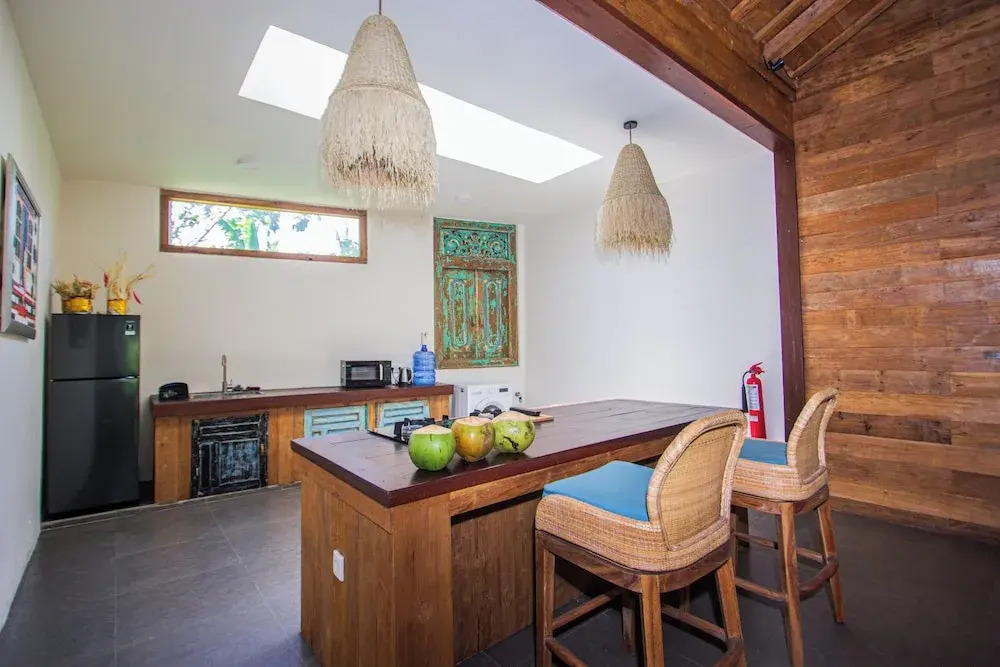 Seseh Beach Retreat Villas