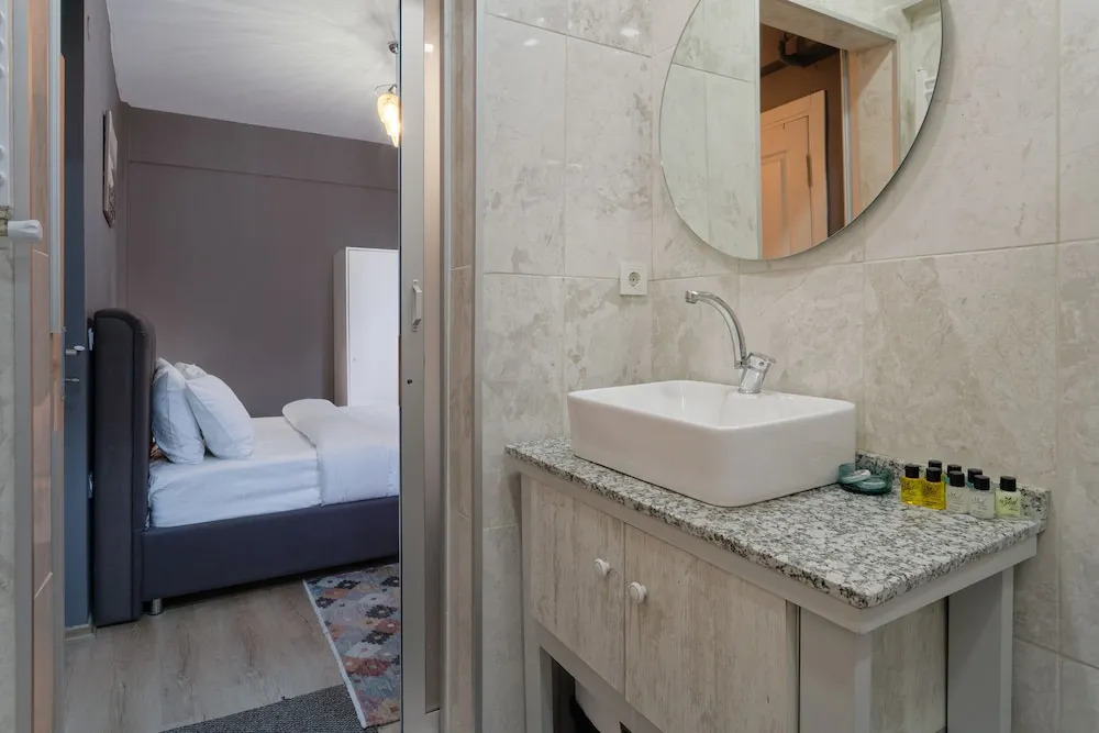 Cozy Central Apt 1BR near Galataport