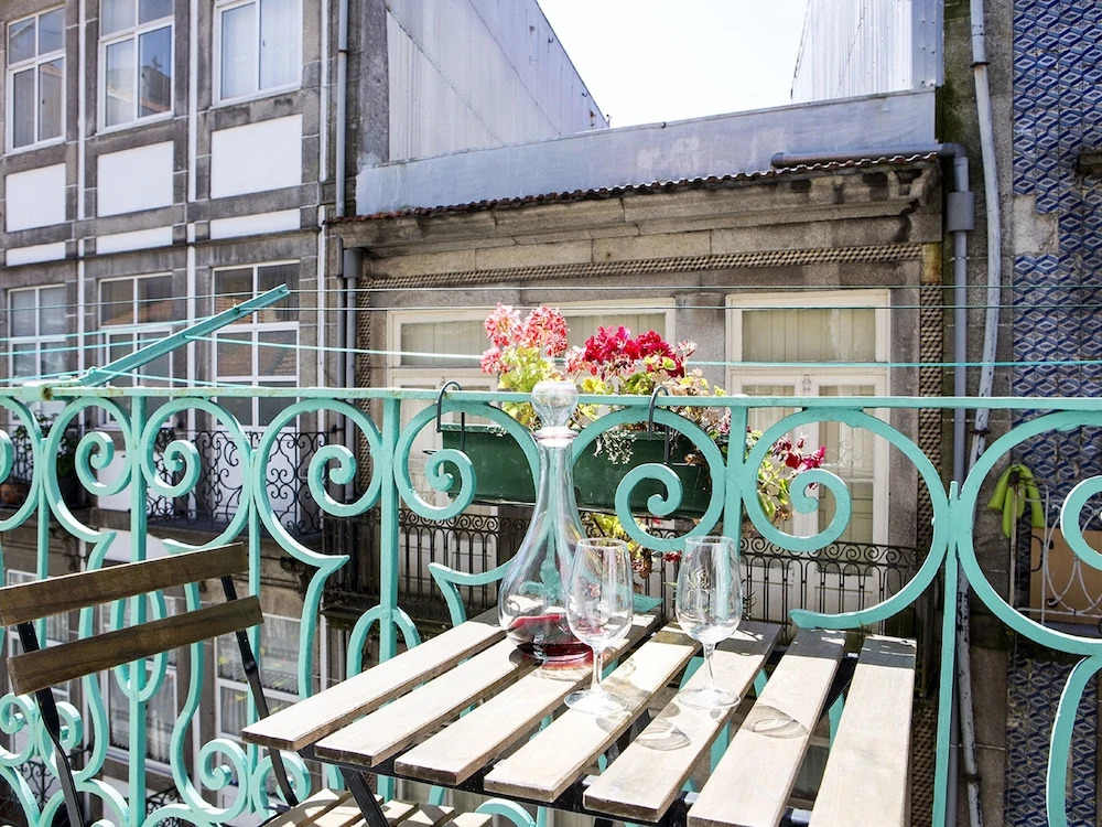 OX Apartments B Places
