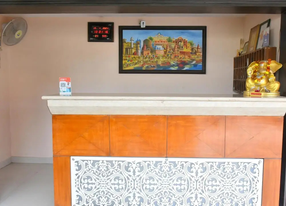 Hotel City Grand Varanasi
